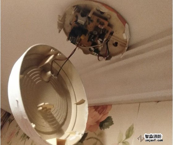 消防煙感探頭怎么接線？